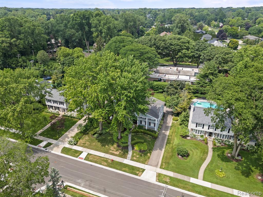 3390 Burning Bush Road, Bloomfield Hills, MI 48301 — Photo 61