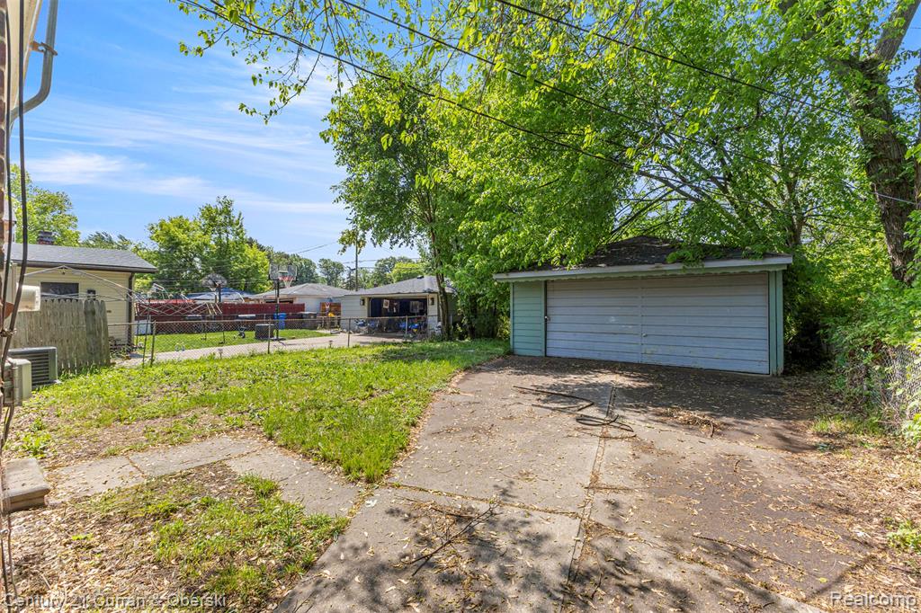 26431 Stollman Drive, Inkster, MI 48141 — Photo 19