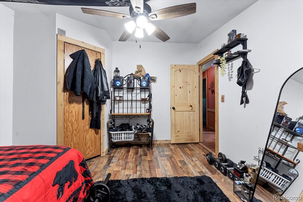 6411 W Newburg Road, Carleton, MI 48117 — Photo 23
