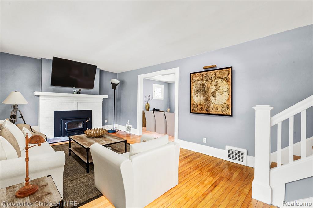 813 Catalpa Drive, Royal Oak, MI 48067 — Photo 4