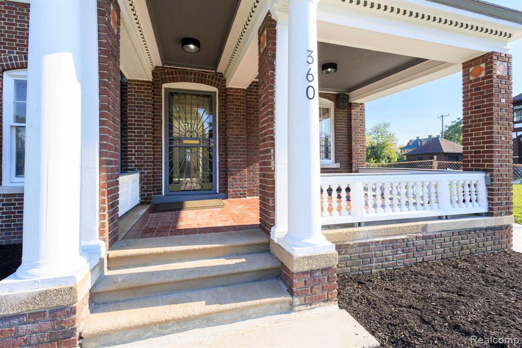 360 E Boston Boulevard, Detroit, MI 48202 — Photo 39