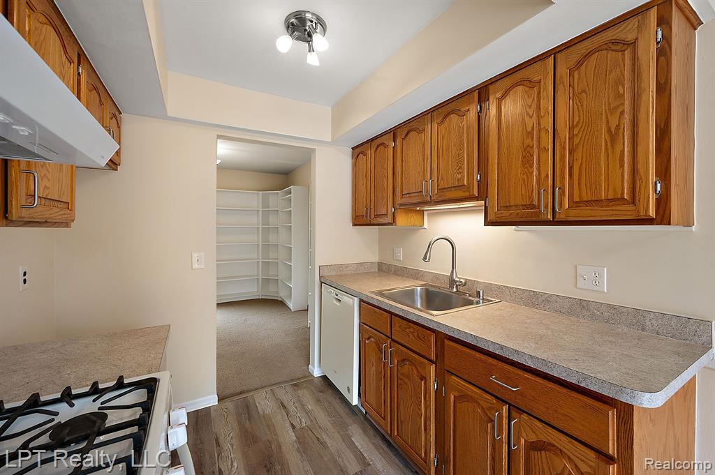 418 WILLOW GROVE Lane, Rochester Hills, MI 48307 — Photo 20