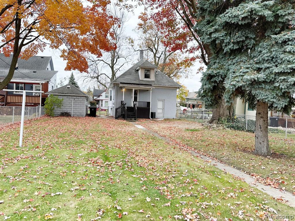 426 PLUM Street, Wyandotte, MI 48192 — Photo 49