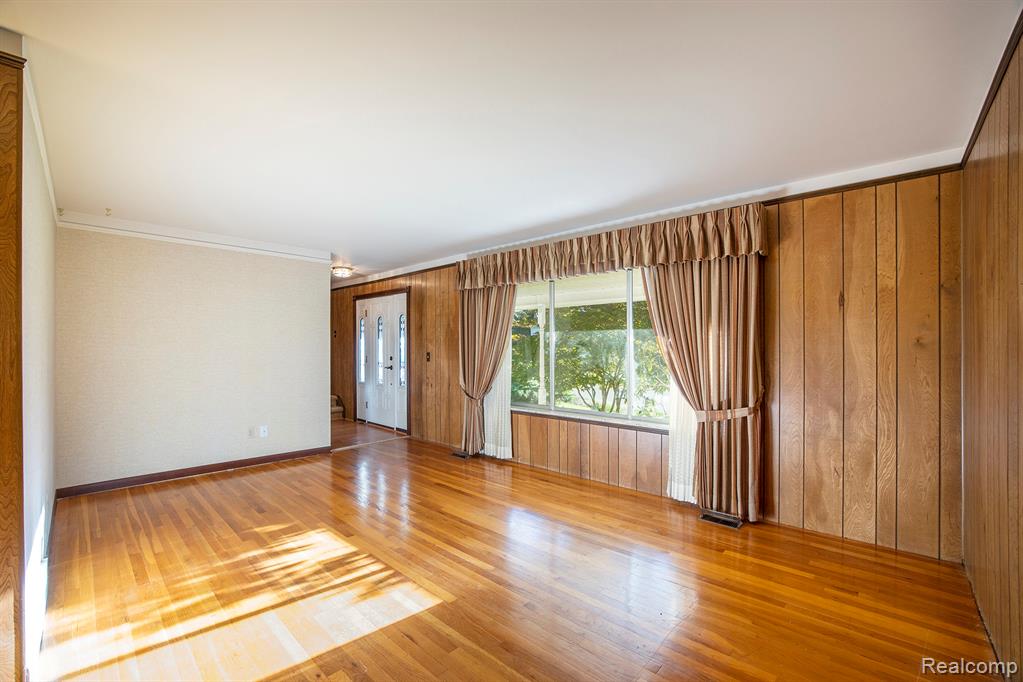 6603 Guildford Drive, Shelby Twp, MI 48316 — Photo 4