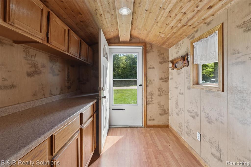 5159 Millis Road, North Branch, MI 48461 — Photo 29