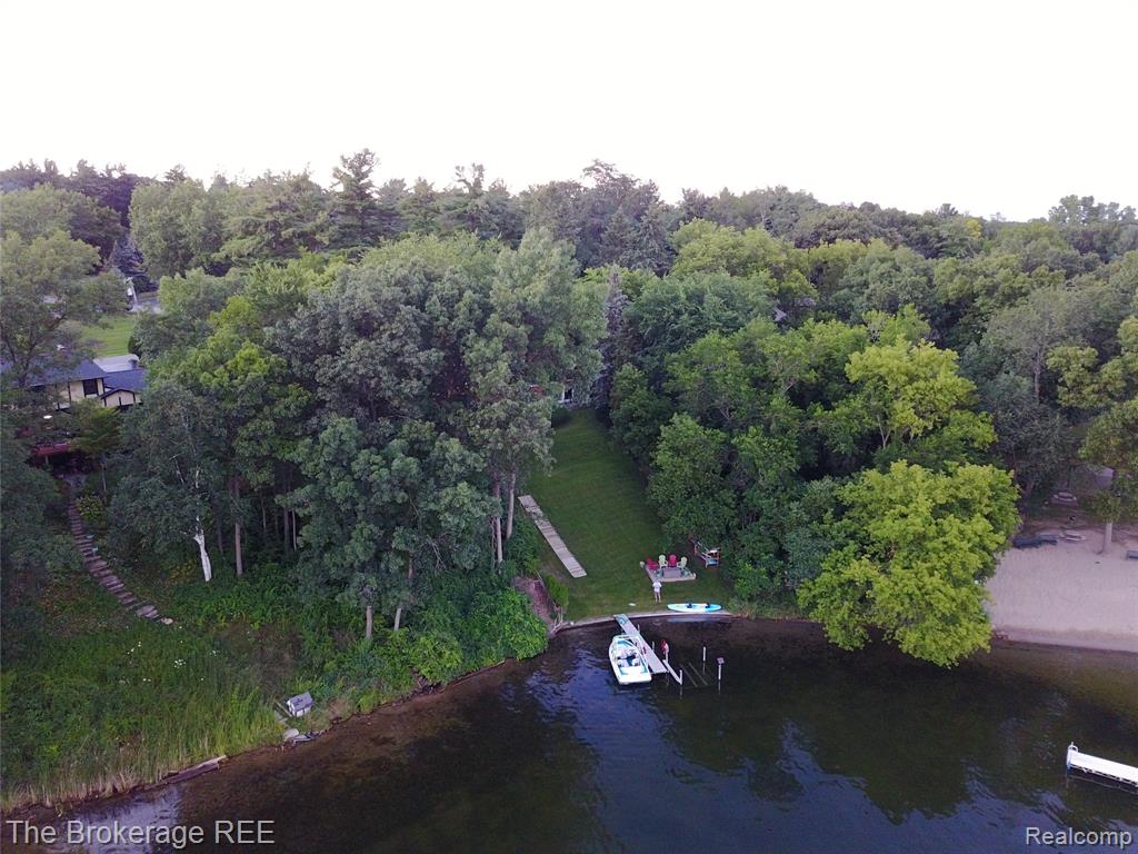 6311 Wellesley Terrace, Clarkston, MI — Photo 19