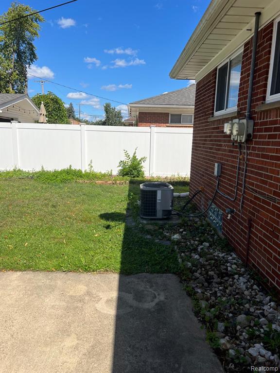 4188 McKinley Street, Dearborn Heights, MI 48125 — Photo 21