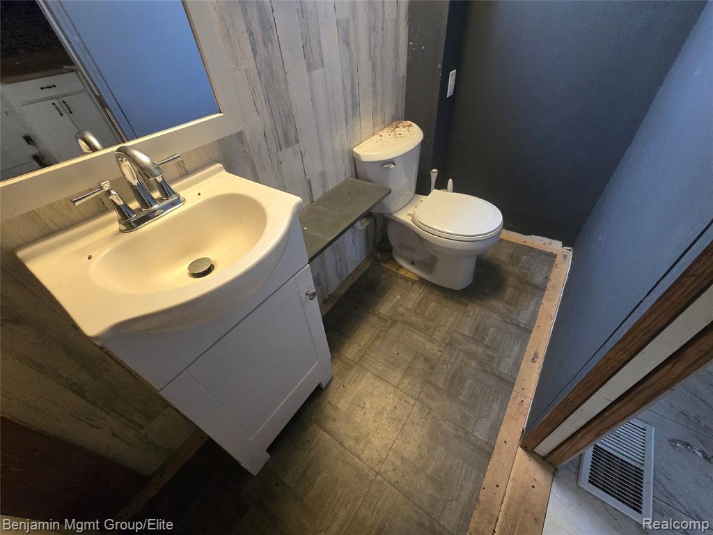 120 W McNeil Street, Corunna, MI 48817 — Photo 11
