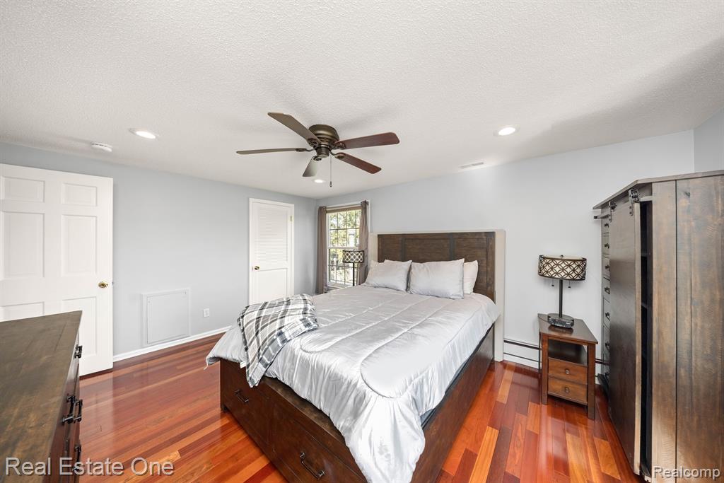 4132 AMHERST Road, Royal Oak, MI 48073 — Photo 31