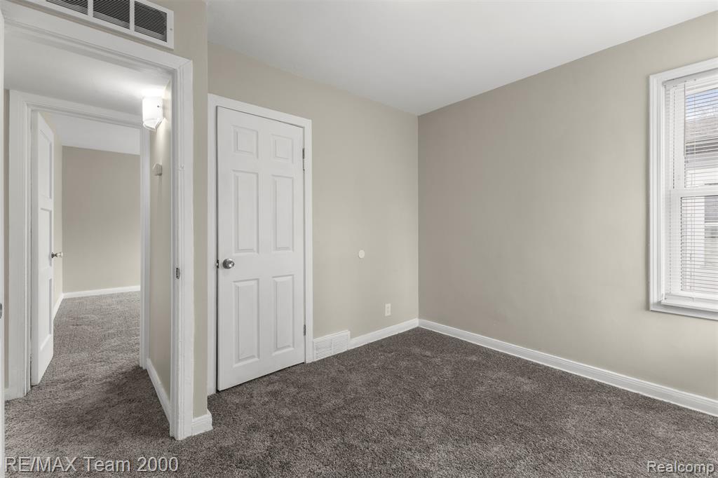 23245 Annapolis Street, Dearborn Heights, MI 48125 — Photo 20