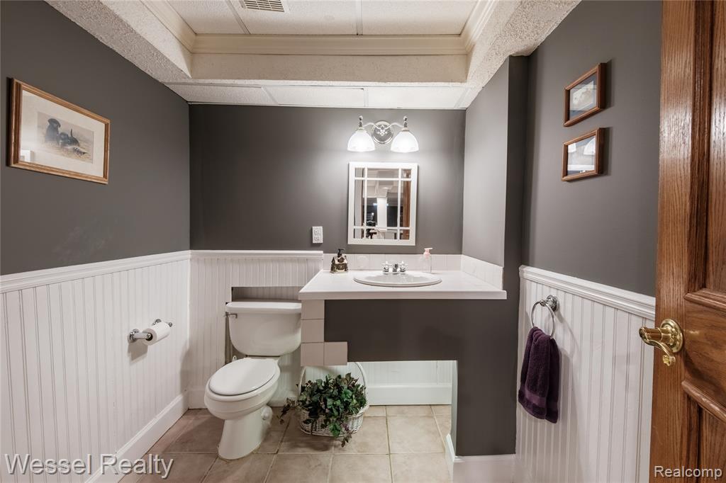49112 White Mill Drive, Utica, MI 48317 — Photo 45