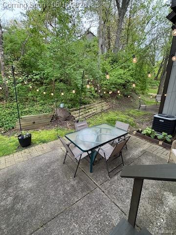 512 Victoria Square Boulevard, Brighton, MI 48116 — Photo 12