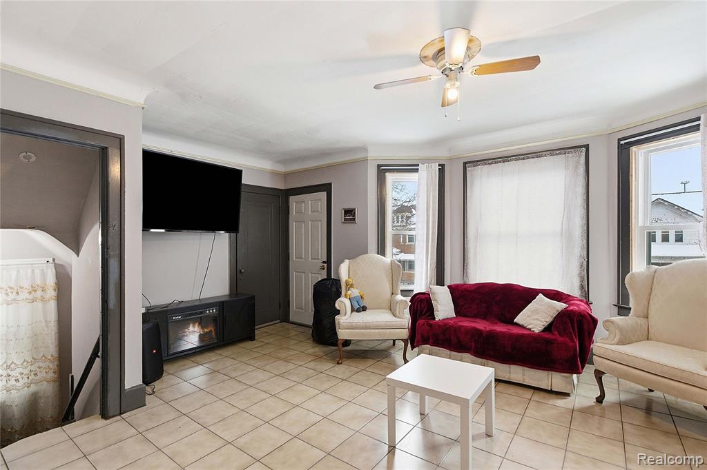 7098 Lafayette Boulevard, Detroit, MI 48209 — Photo 16