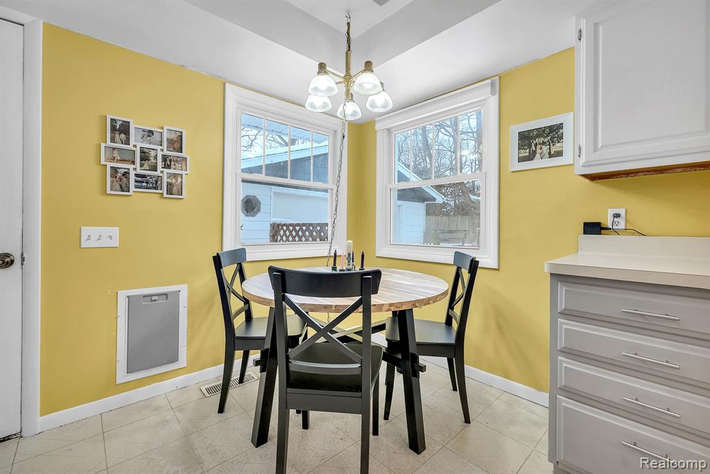 4990 Bolla Road, Ypsilanti, MI 48197 — Photo 12