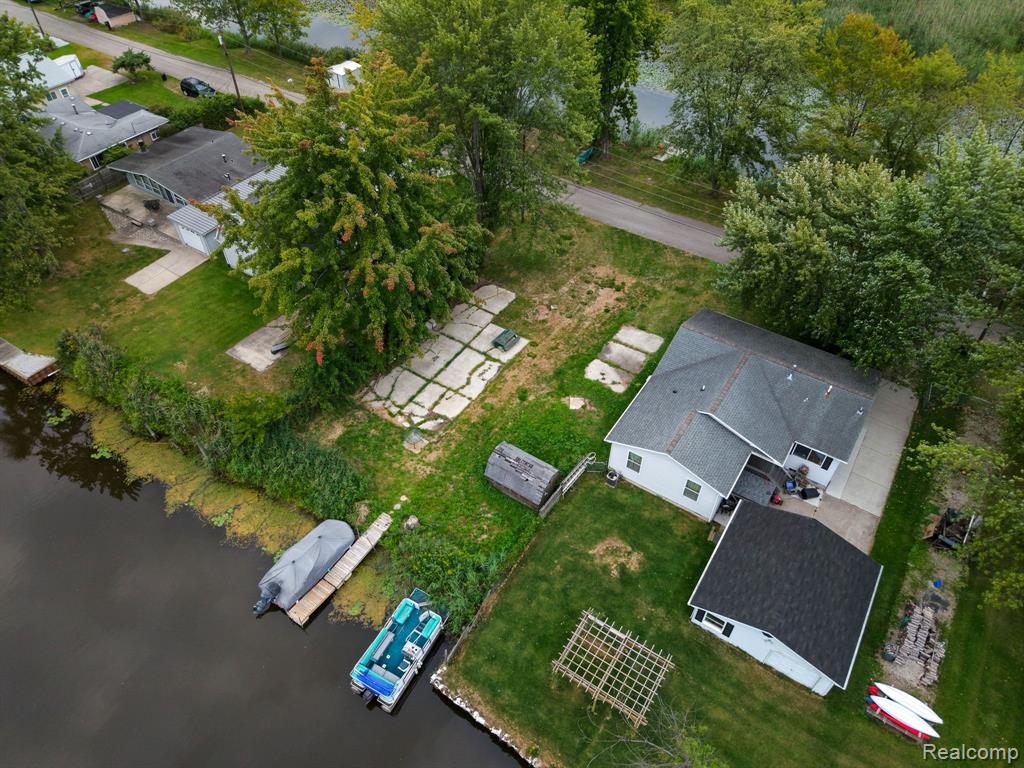 7320 Jochar Road, Algonac, MI 48001 — Photo 4