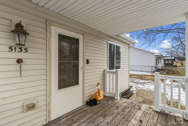 5135 Youngstown Place, Saginaw, MI 48601 — Photo 4