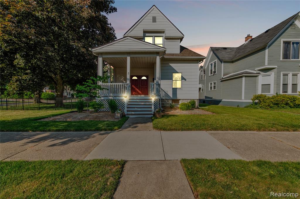 81 CROCKER Boulevard, Mount Clemens, MI 48043 — Photo 2