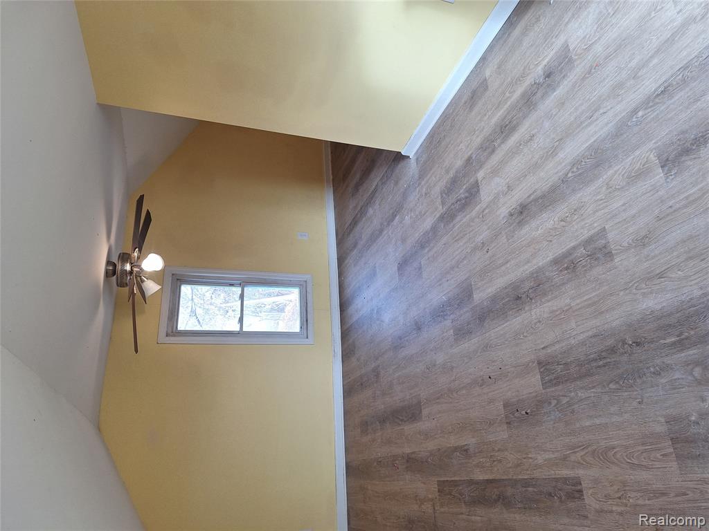 31700 Linden, Fraser, MI 48026 — Photo 24