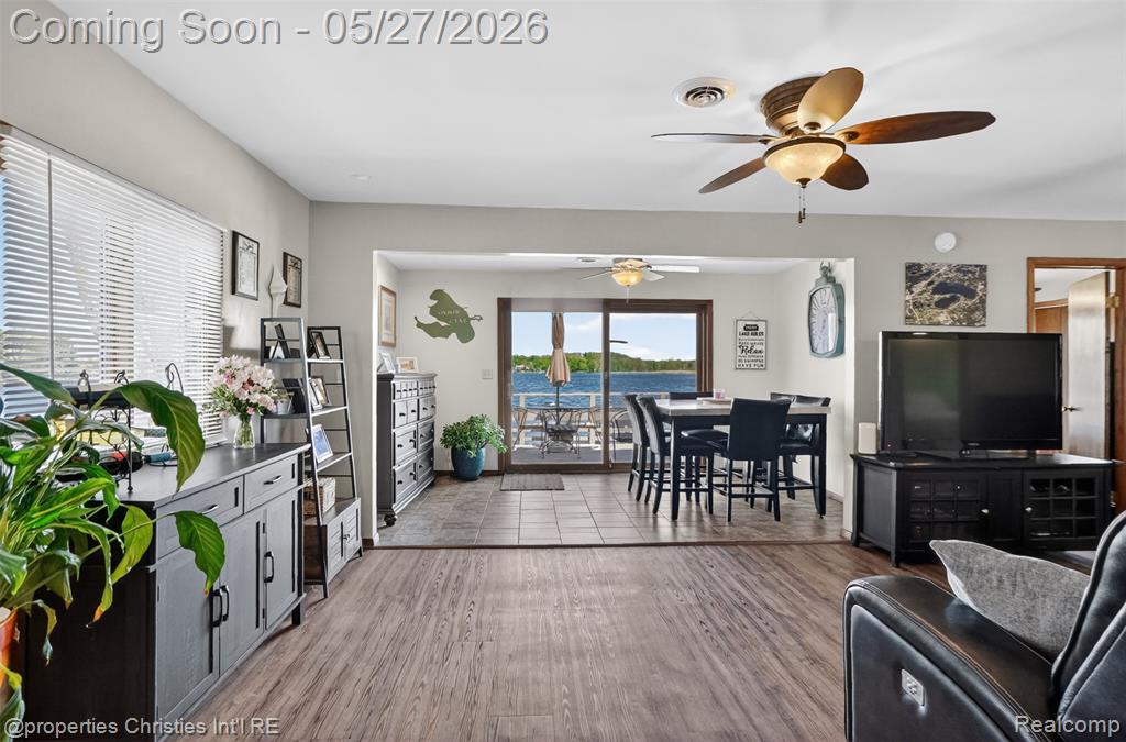 9696 Elizabeth Lake Road, White Lake, MI — Photo 14