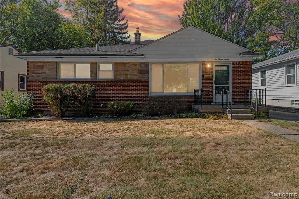 627 Symes Avenue, Royal Oak, MI 48067 — front exterior