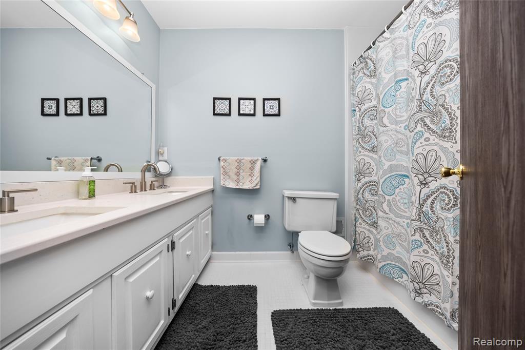 1999 Windingway Drive, Wixom, MI 48393 — Photo 20