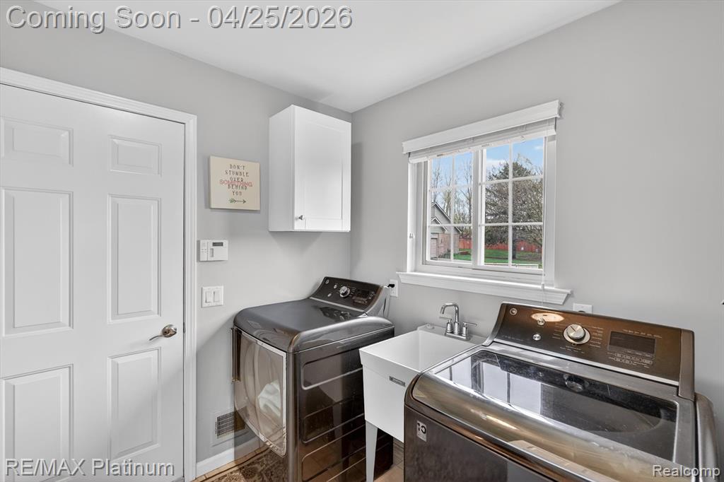 22290 Quail Run Circle, 6, South Lyon, MI 48178 — Photo 16
