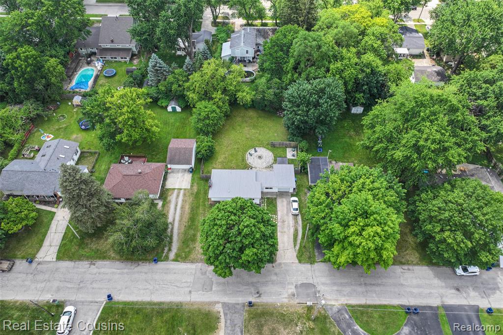 135 Bevins Street, Holly, MI 48442 — Photo 17