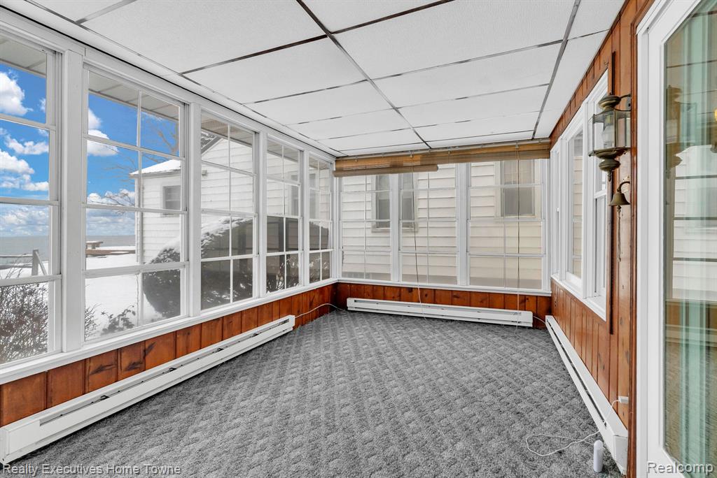 5430 Lakeshore Road, Fort Gratiot, MI 48059 — Photo 23
