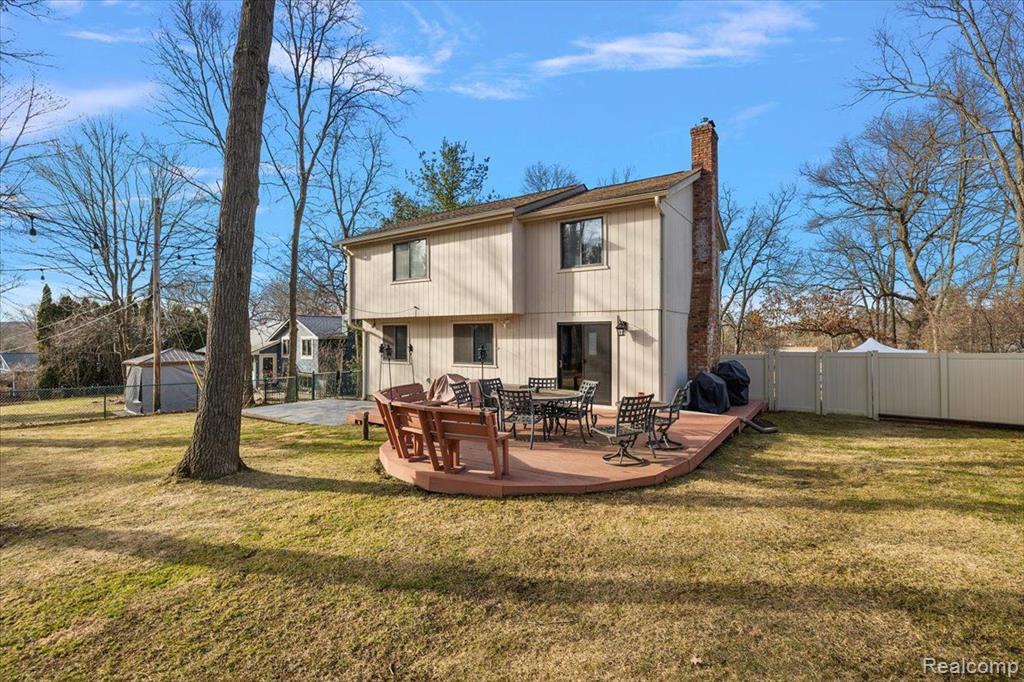 5621 SALLY Road, Clarkston, MI 48348 — Photo 59