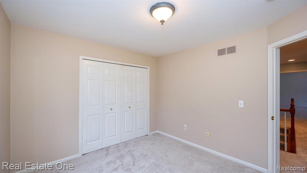 17041 ALGONQUIN Drive, Northville, MI 48168 — Photo 55
