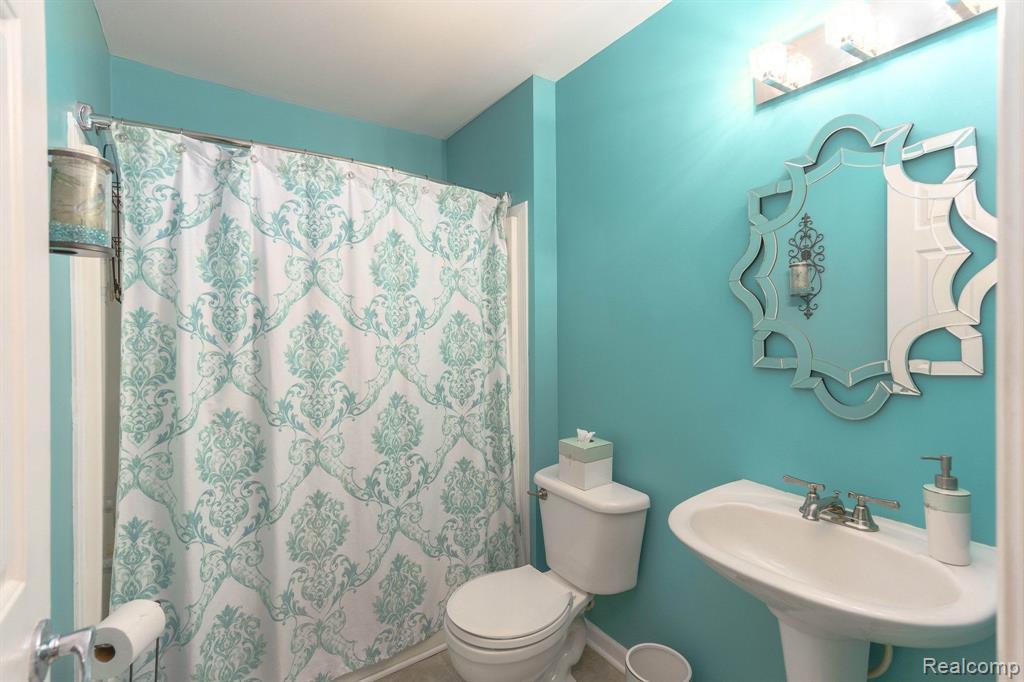 1324 DUFREE Boulevard, Howell, MI 48843 — Photo 22