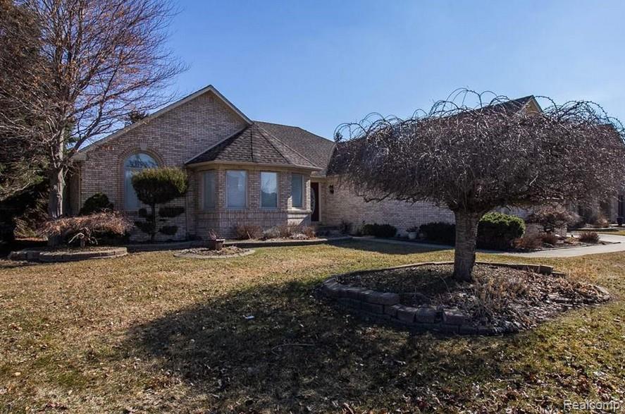 48428 Estera Drive, Utica, MI 48315 — Photo 37