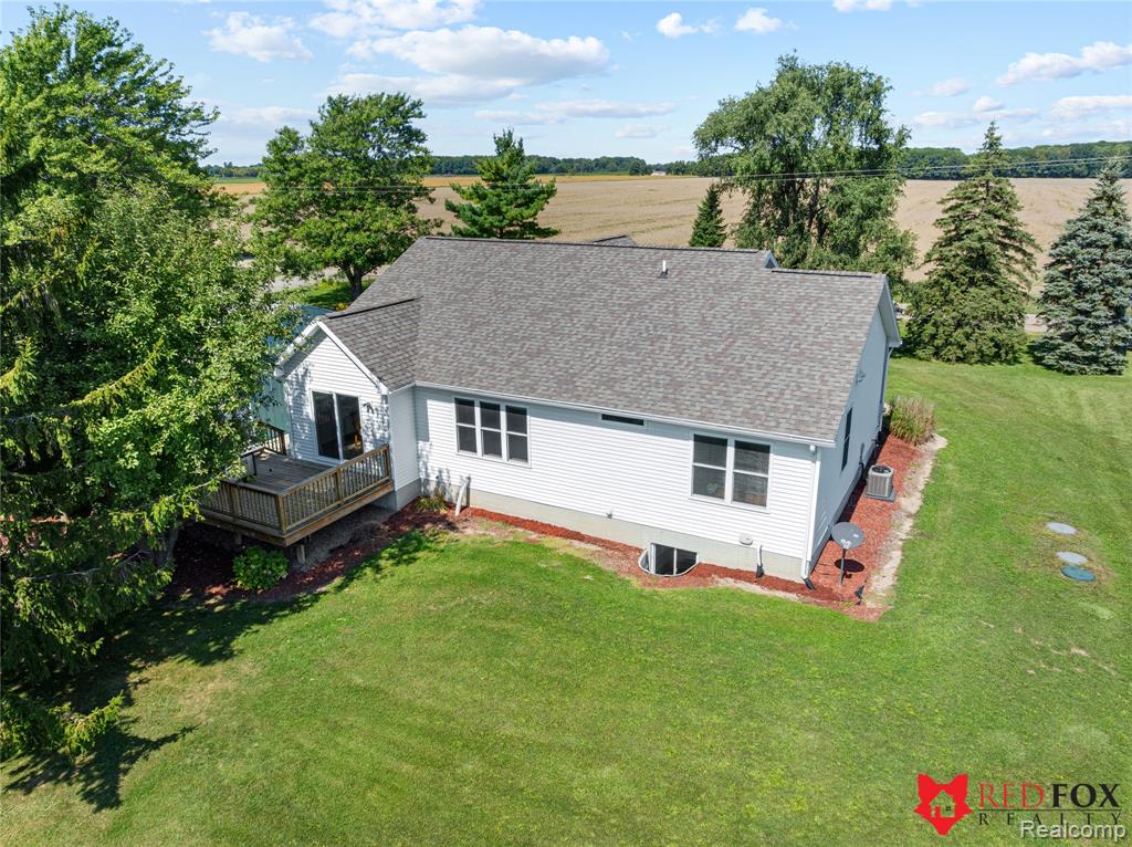 8110 Middleton Road, Corunna, MI 48817 — Photo 7
