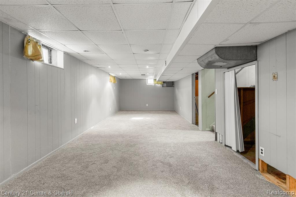 9299 Becker Avenue, Allen Park, MI 48101 — Photo 29