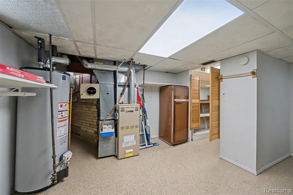 8031 Pardee Road, Taylor, MI 48180 — Photo 19