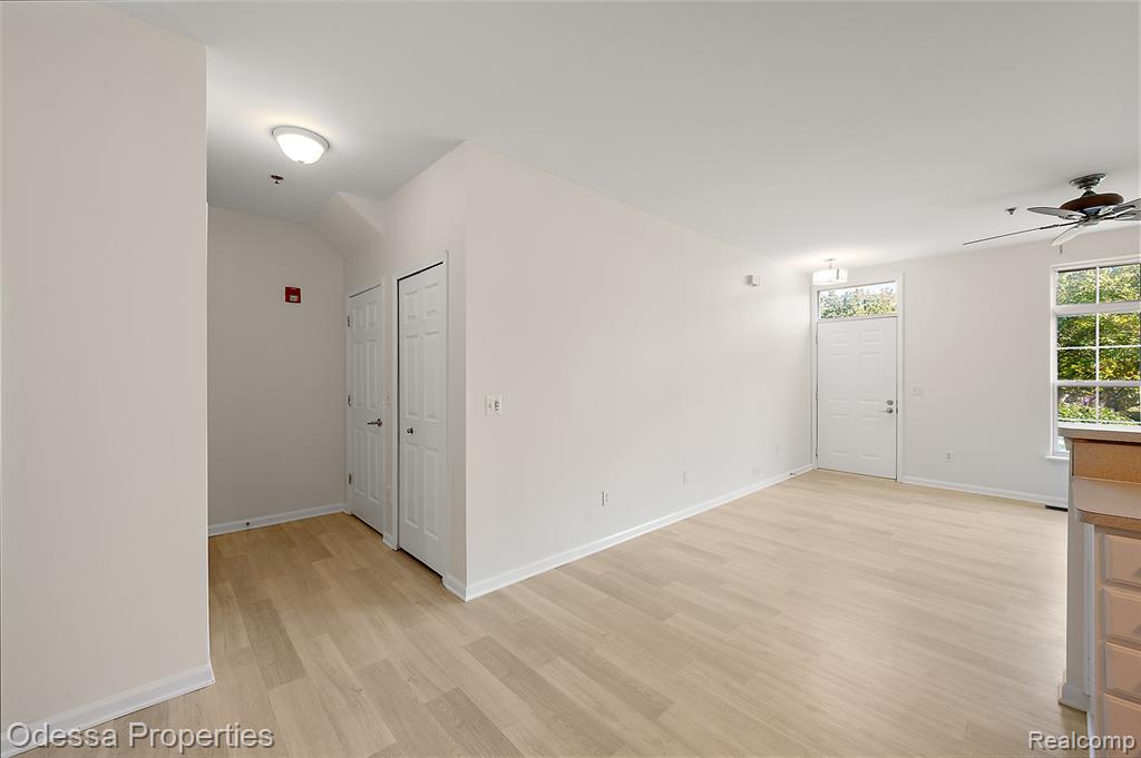 43103 Strand Drive, Sterling Heights, MI 48313 — Photo 9