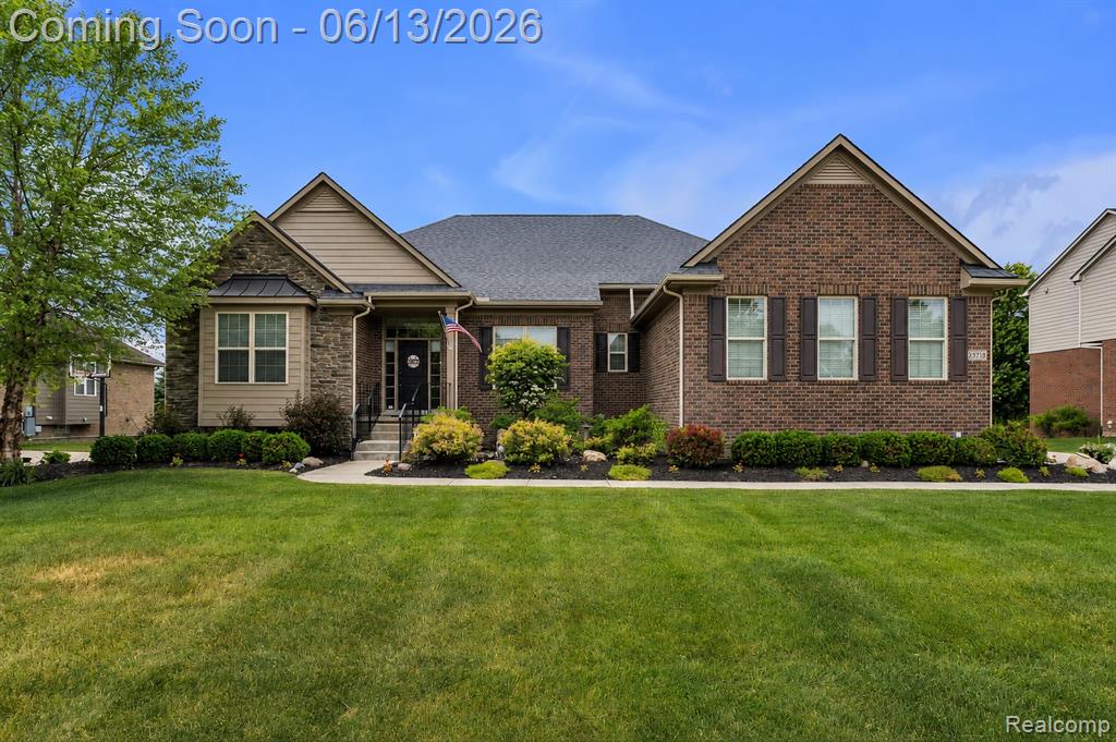 23719 Stoneleigh Drive, South Lyon, MI 48178 — Photo 63