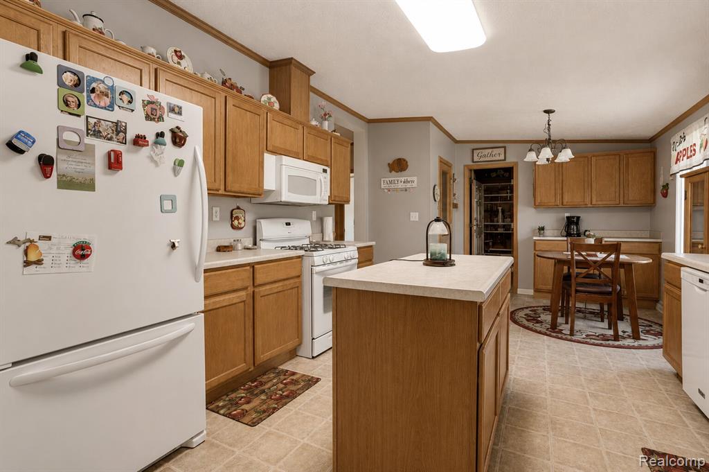 2354 Brent Street, 203, Croswell, MI 48422 — Photo 7