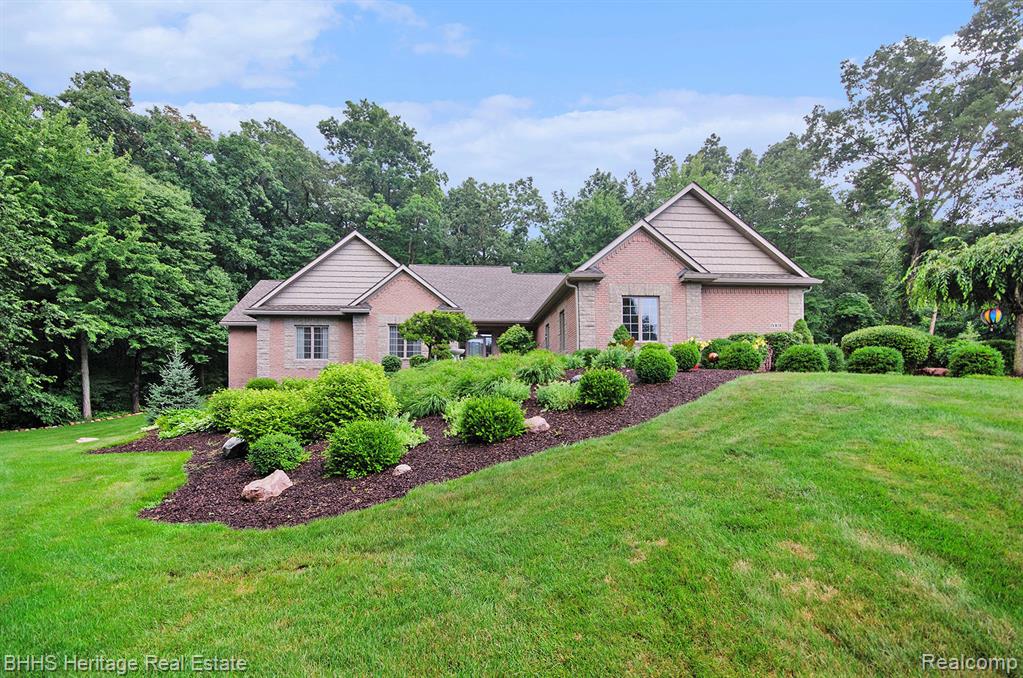 513 Timbermill Lane, Howell, MI 48843 — Photo 2
