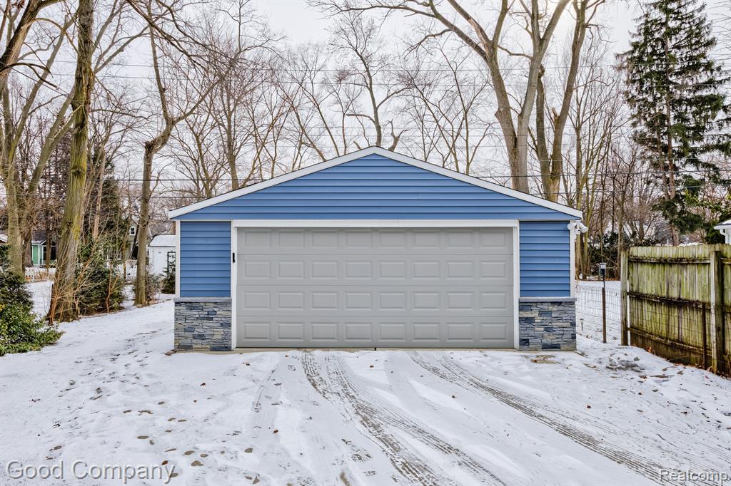 903 ROYAL Avenue, Royal Oak, MI 48073 — Photo 36