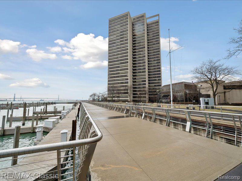 1001 W JEFFERSON AVE, 24i, Detroit, MI 48226 — Photo 38