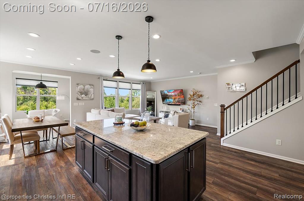 50026 Alden, Canton, MI 48188 — Photo 12