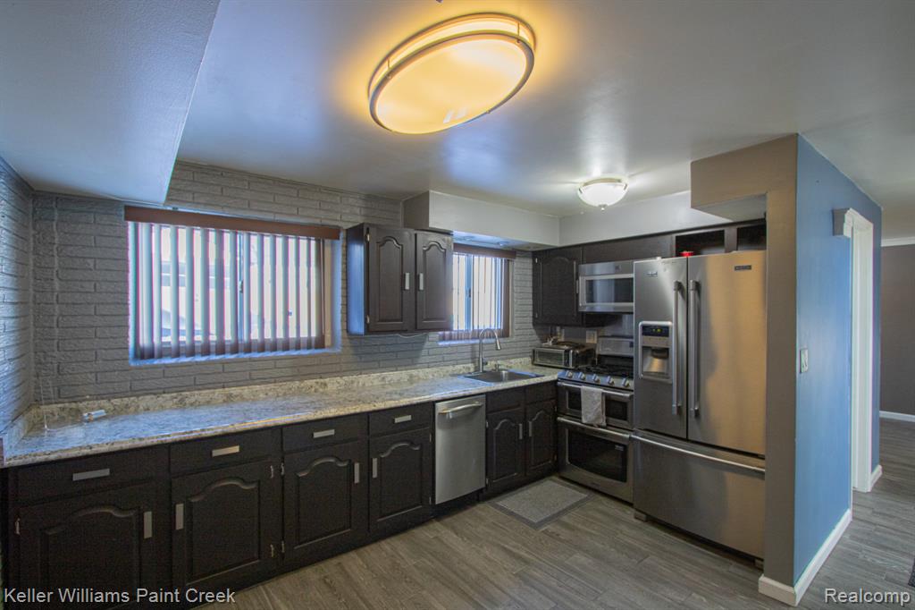 8453 Smethwick Road, Sterling Heights, MI 48312 — Photo 5
