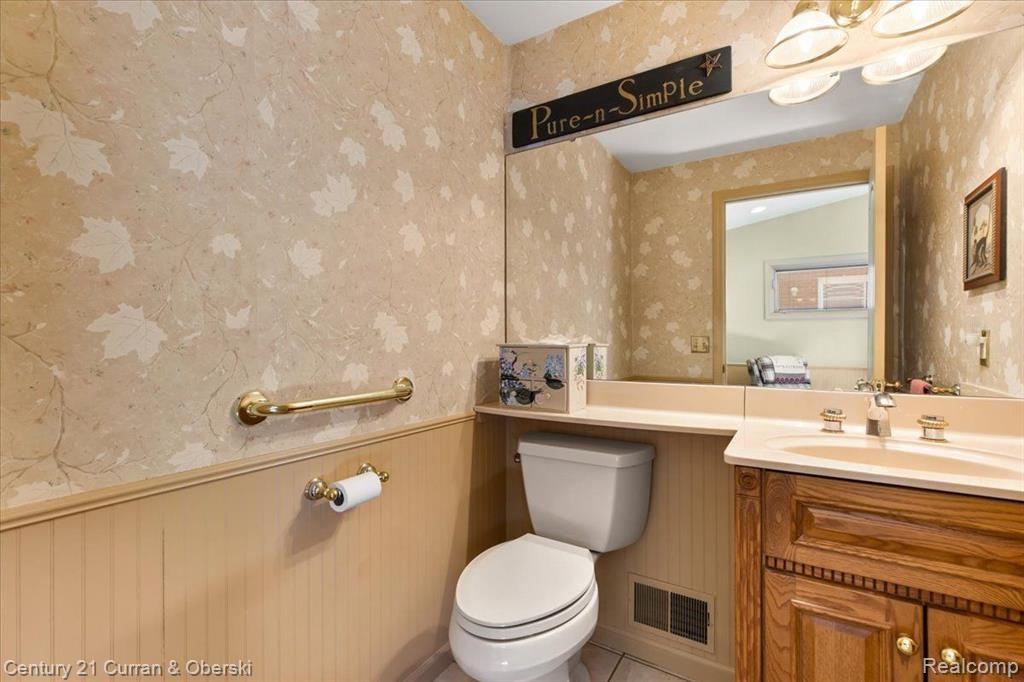 4669 PARKSIDE Boulevard, Allen Park, MI 48101 — Photo 19