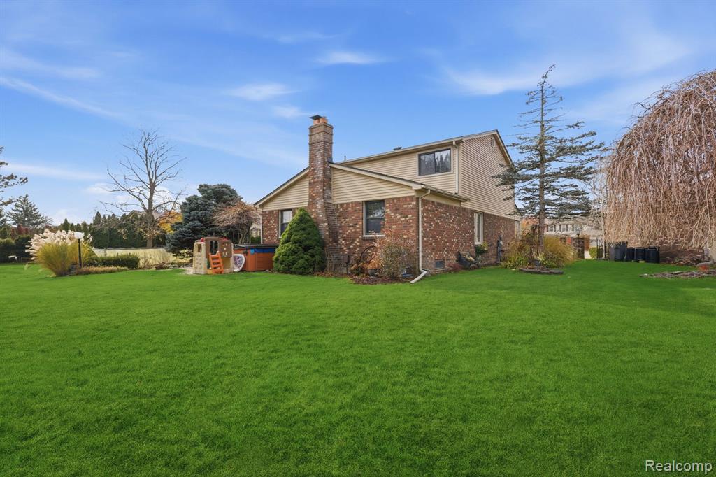 44388 Thunder Bay Drive, Clinton Twp, MI 48038 — Photo 26