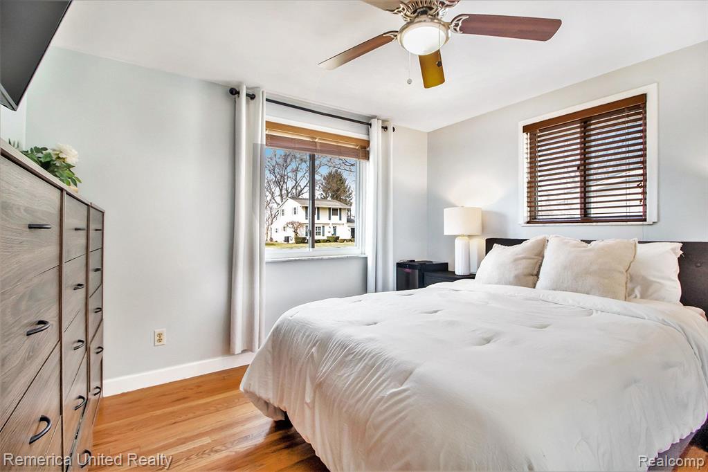 999 BYRON, Milford, MI 48381 — Photo 7