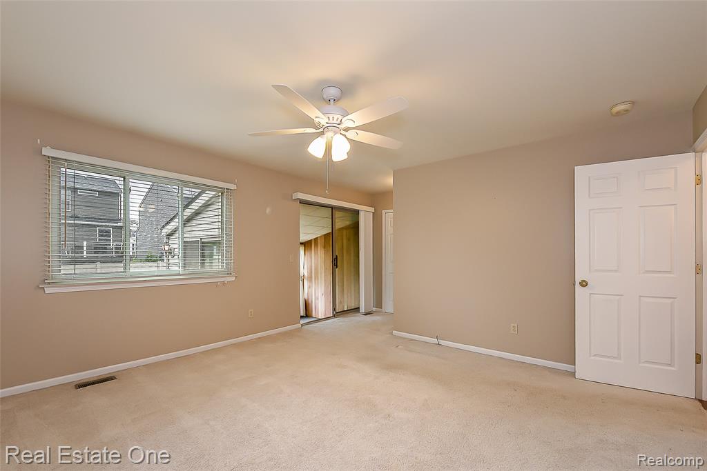62622 RALEIGH CT, 4, South Lyon, MI 48178 — Photo 19