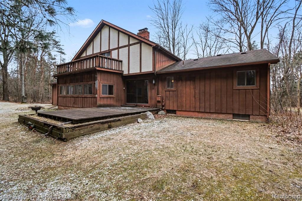 885 Rustic Village Lane, Lake Orion, MI 48362 — Photo 33
