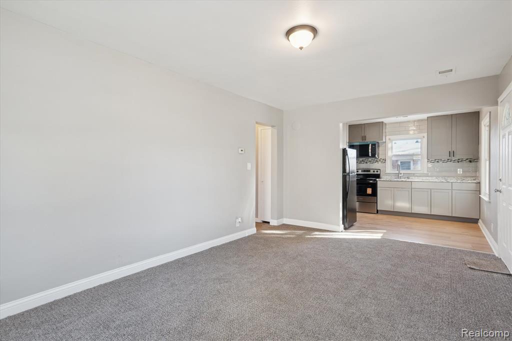 49934 W Huron River Drive, Belleville, MI 48111 — Photo 18