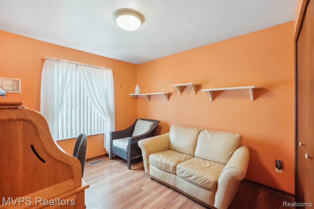 42610 ROYAL Lane, Clinton Twp, MI 48038 — Photo 15